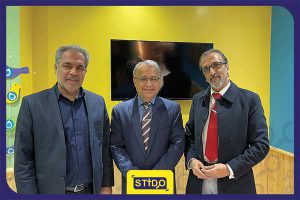 رضا مداح زاده - ایرج عرب - کیوان کیان