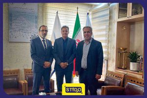 عباس نظریان- مداح زاده - عرب- فدراسیون اسکی